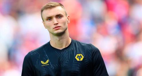 منافس لمرموش.. إينتراخت فرانكفورت يقترب من ضم ساسا كالادزيتش